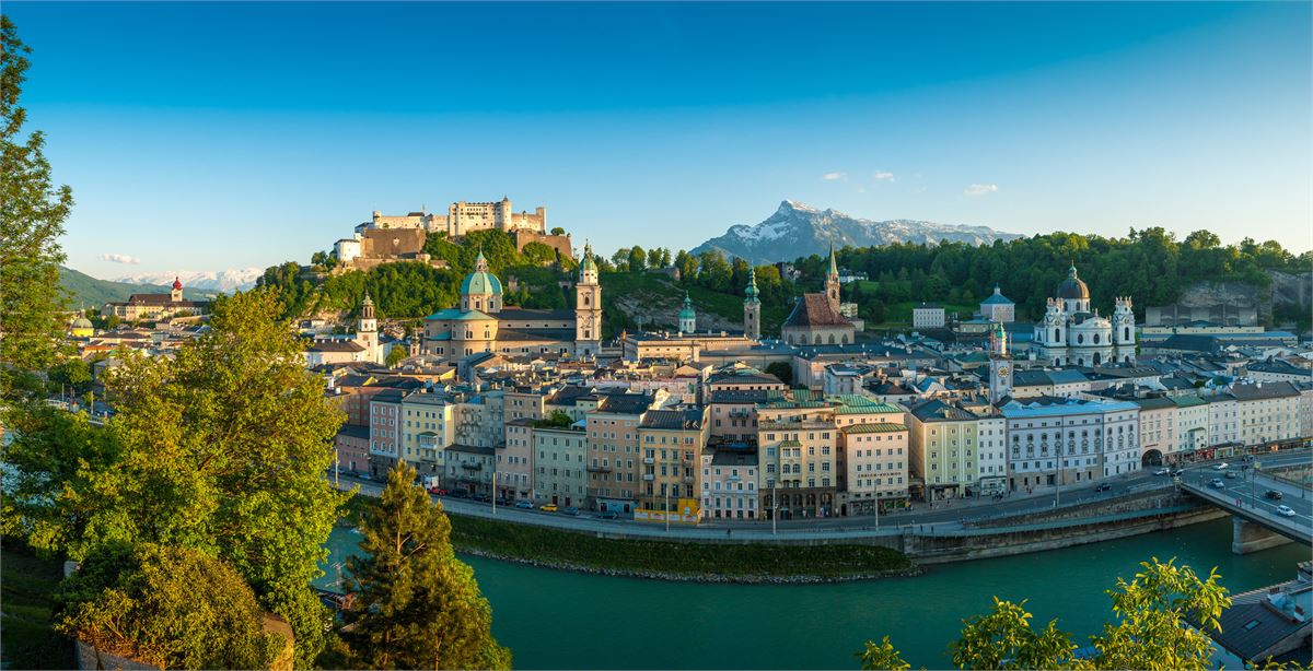 Panorama von der Stadt Salzburg mit Festungsblick | ©SalzburgerLand Tourismus - Günther Breitegger