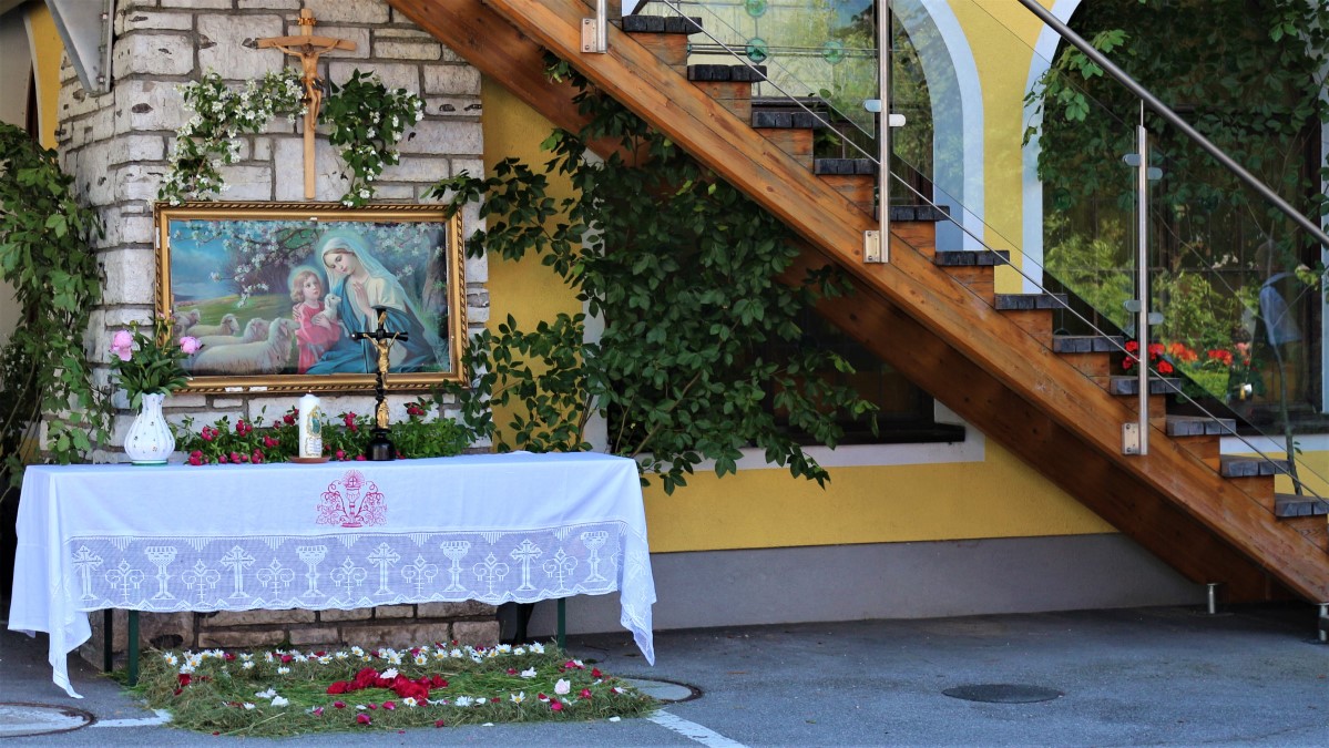 Altar Fronleichnam Kirchenwirt Puch