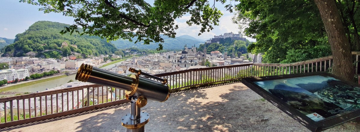 Möchnsberg Ausblick beim Museum der Moderne © TVB Puch - Gerber