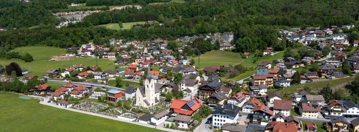 Kirchenwirt Puch von oben @ TVB Puch - Kuscheiart