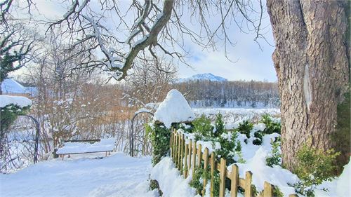 Winterblick auf den Untersberg vom Schlossturm St. Jakob | ©TVB Puch