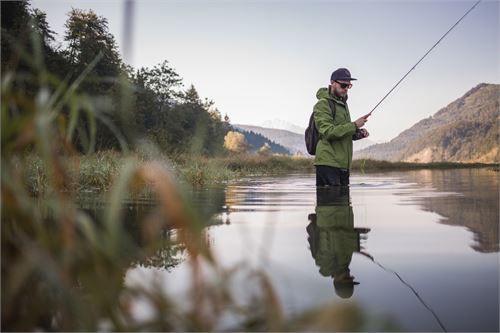 Fischen im Wiestalstausee | ©SalzburgerLand Tourismus - Michael Groessinger