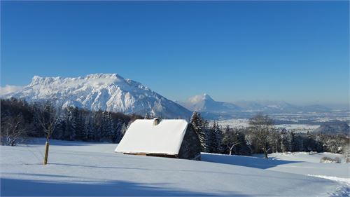 Winterlandschaft St. Jakob mit Untersberg im Blick | ©TVB Puch