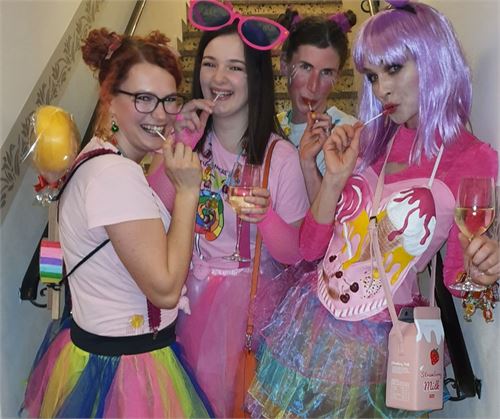 Süsserei beim Feuerwehrball