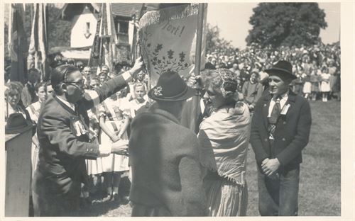 Fahnenweihe D´Puachstoana 1954
