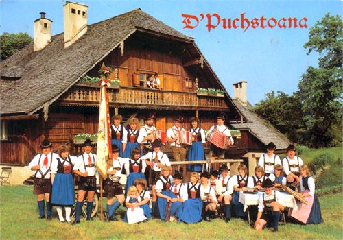 Trachtenverein D`Puachstoana - Gruppenfoto 1983