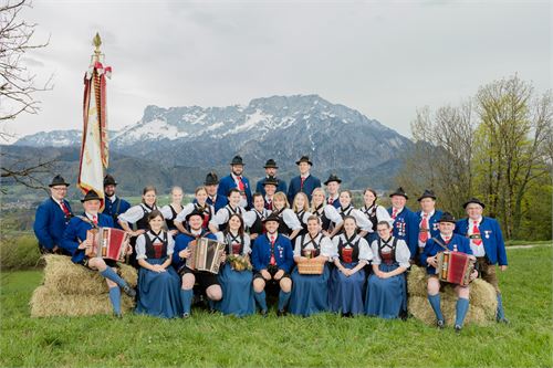 Trachtenverein D`Puachstoana - Gruppenfoto 2018