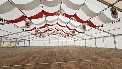 Zeltaufbau TV Puachstoana 75 Jahre 2024