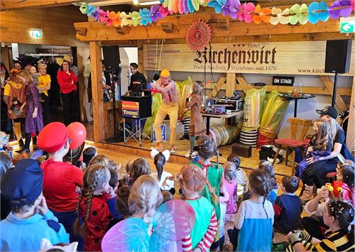 Kinderfasching beim Kirchenwirt in Puch