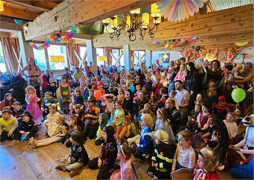 Kinderfasching beim Kirchenwirt in Puch