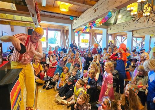 Kinderfasching beim Kirchenwirt in Puch