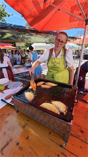 Pucher Bäuerinnen beim Herbstfest