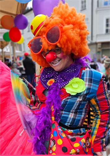 Barbara im Fasching