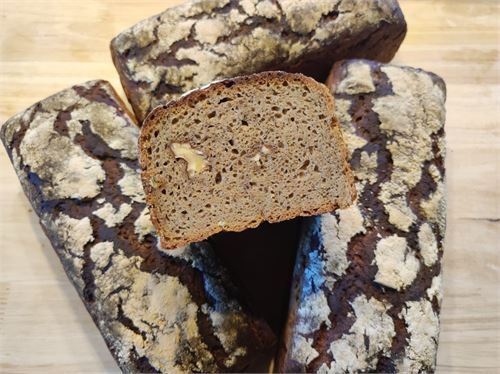 Brot vom Bio-Hof Moosbauer in Puch
