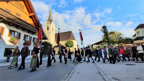 Erntedankfest - Abmarsch vom Kirchenwirt Puch