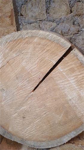 Holz mit Schnitt